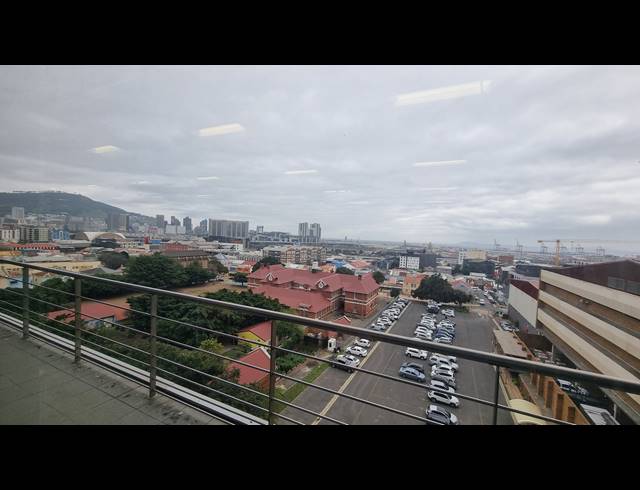 5,141M² OFFICE TO LET IN WOODSTOCK